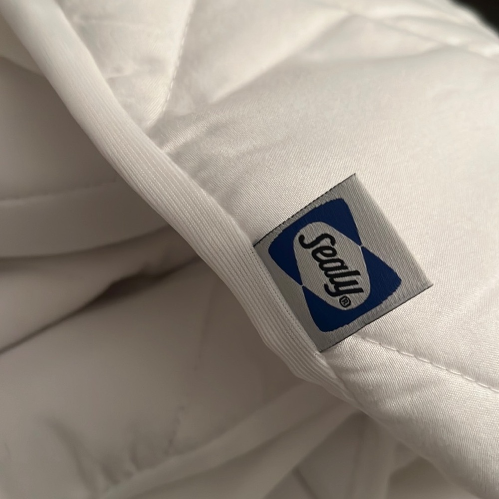 Mattress pad